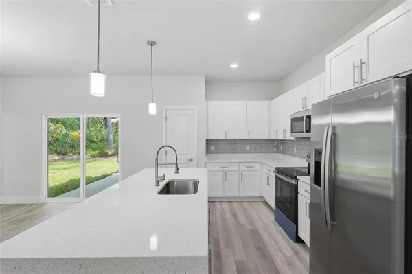 $3,000 | 16475 Southeast 89th Terrace, Summerfield, FL 34491