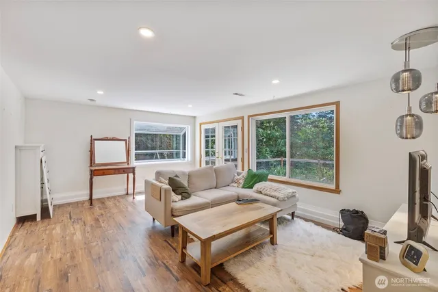 $830,000 | 11005 Crestwood Drive South, Seattle, WA 98178