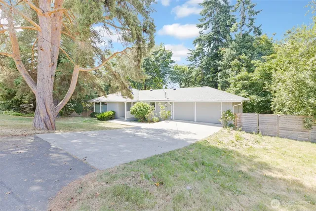 $830,000 | 11005 Crestwood Drive South, Seattle, WA 98178