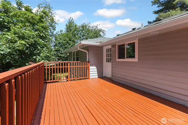 $830,000 | 11005 Crestwood Drive South, Seattle, WA 98178