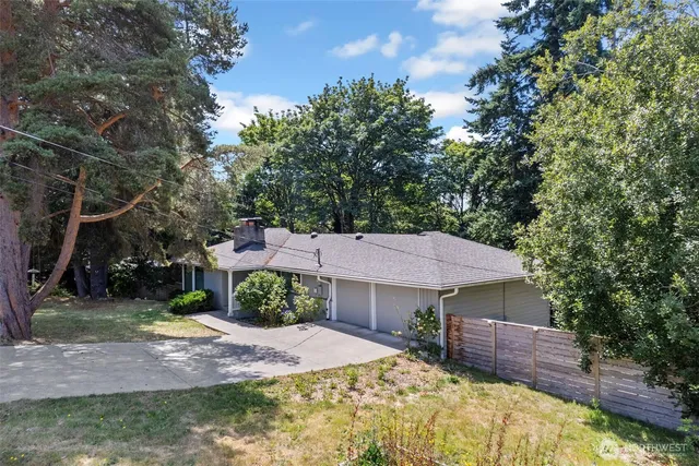 $830,000 | 11005 Crestwood Drive South, Seattle, WA 98178