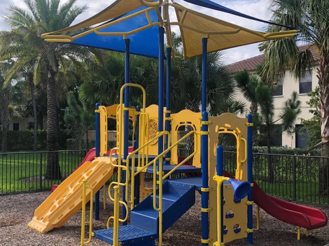 a view of outdoor space yard deck and patio