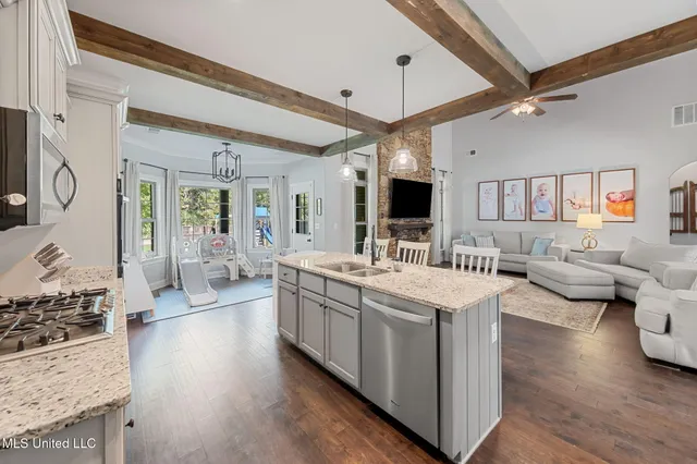 $475,000 | 3494 Straw Bridge Road, Olive Branch, MS 38654