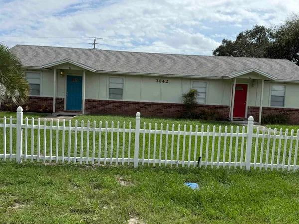 $1,800 | 3642 Rosewood Street, Unit B, St. Augustine, FL 32080