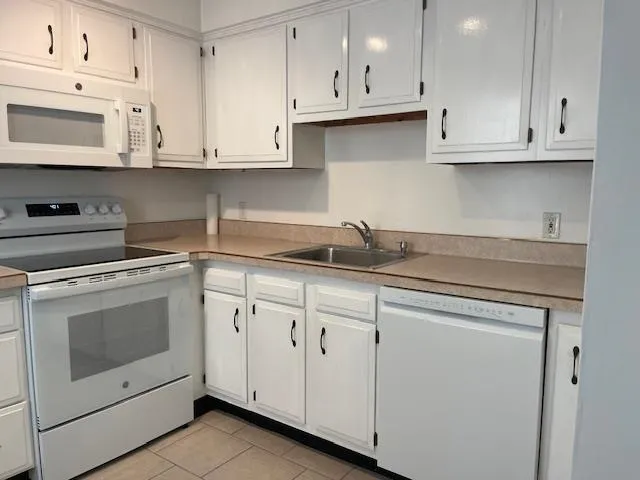 $1,800 | 3642 Rosewood Street, Unit B, St. Augustine, FL 32080