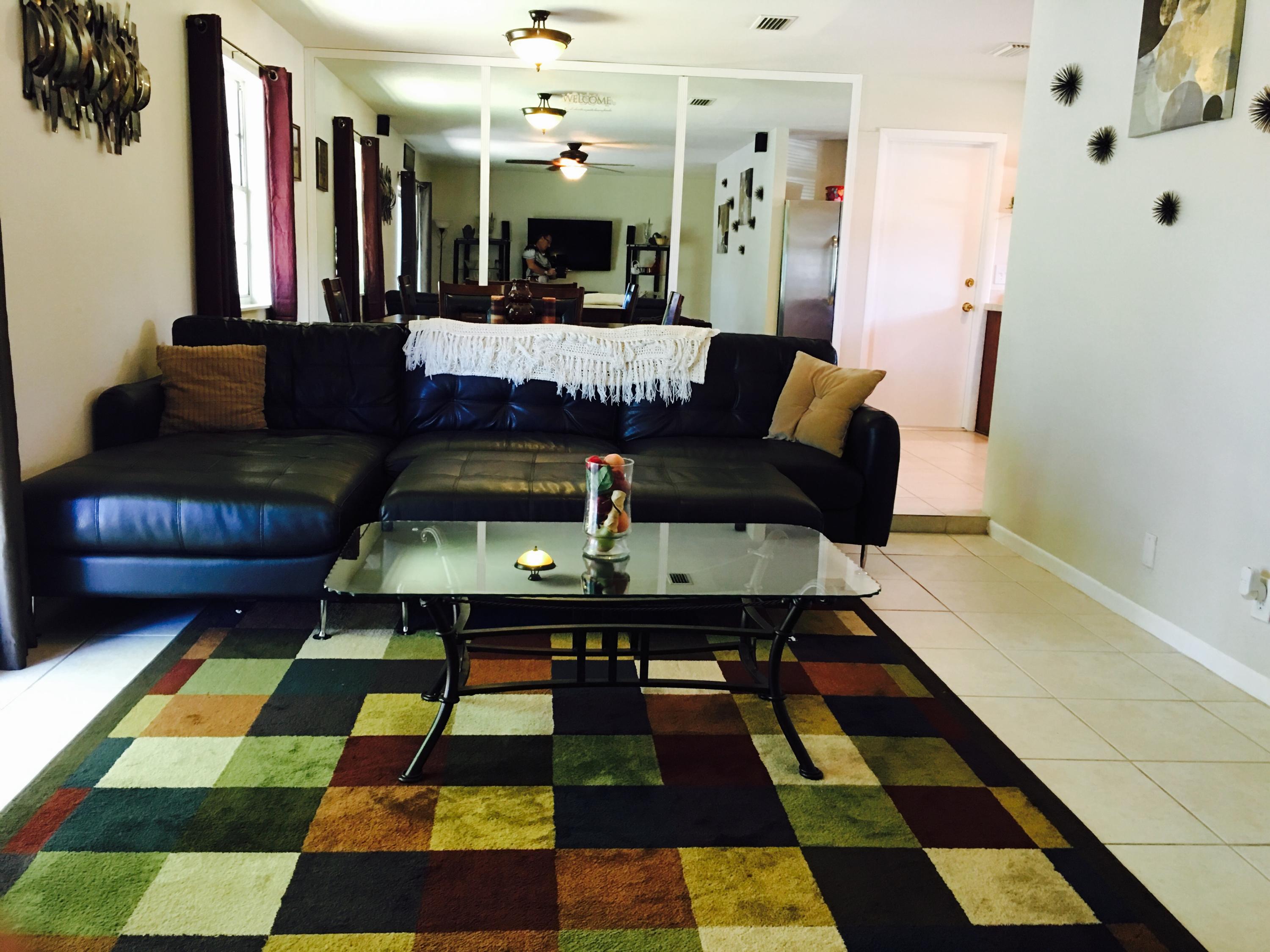 6714 Rigger Road Lake Worth, FL 33462 - Photo 23 of 26 Living room