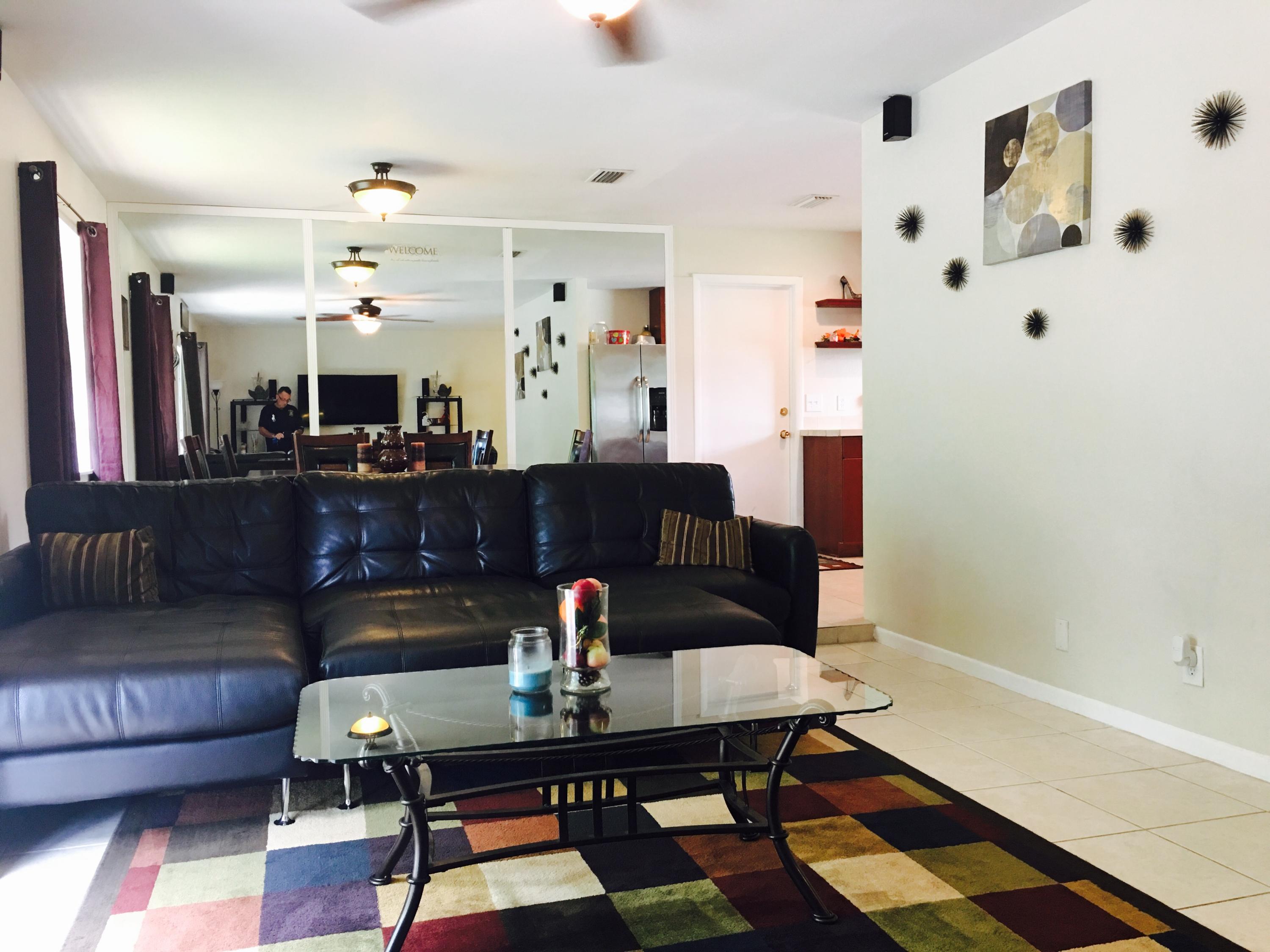 6714 Rigger Road Lake Worth, FL 33462 - Photo 3 of 26 Living Room