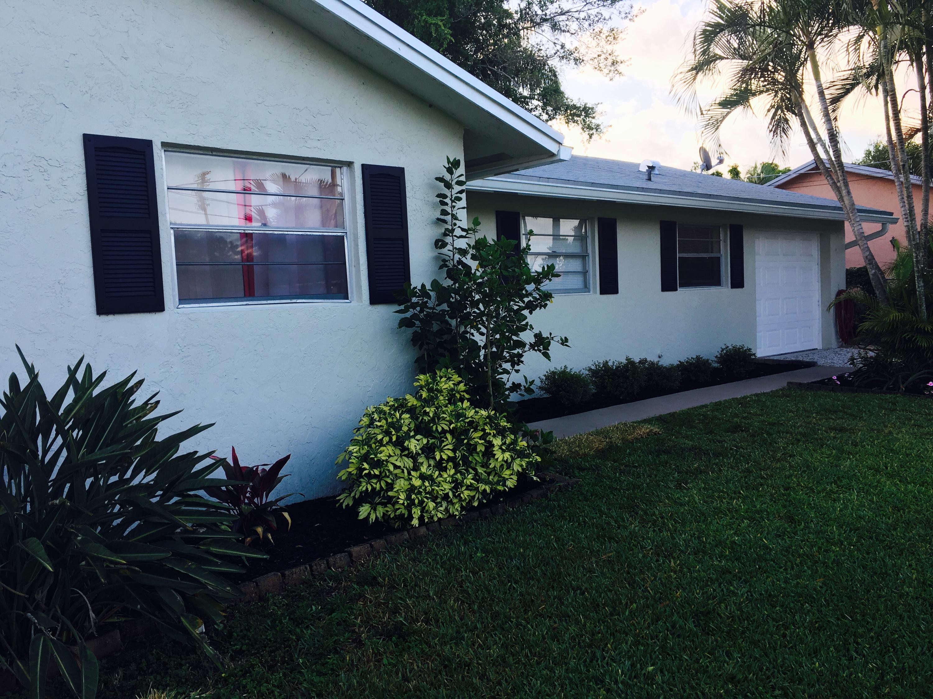 6714 Rigger Road Lake Worth, FL 33462 - Photo 4 of 26 Front Exposure new roof and flashing