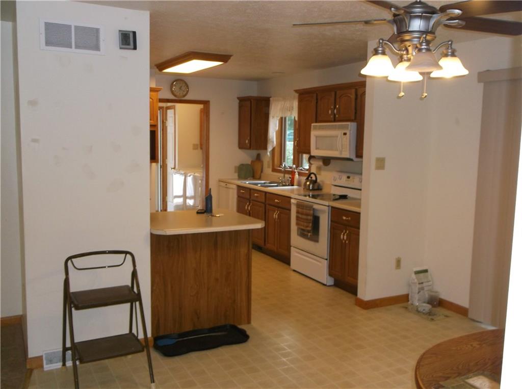 294 Holly Road Adrian, PA 16210 - Photo 12 of 25