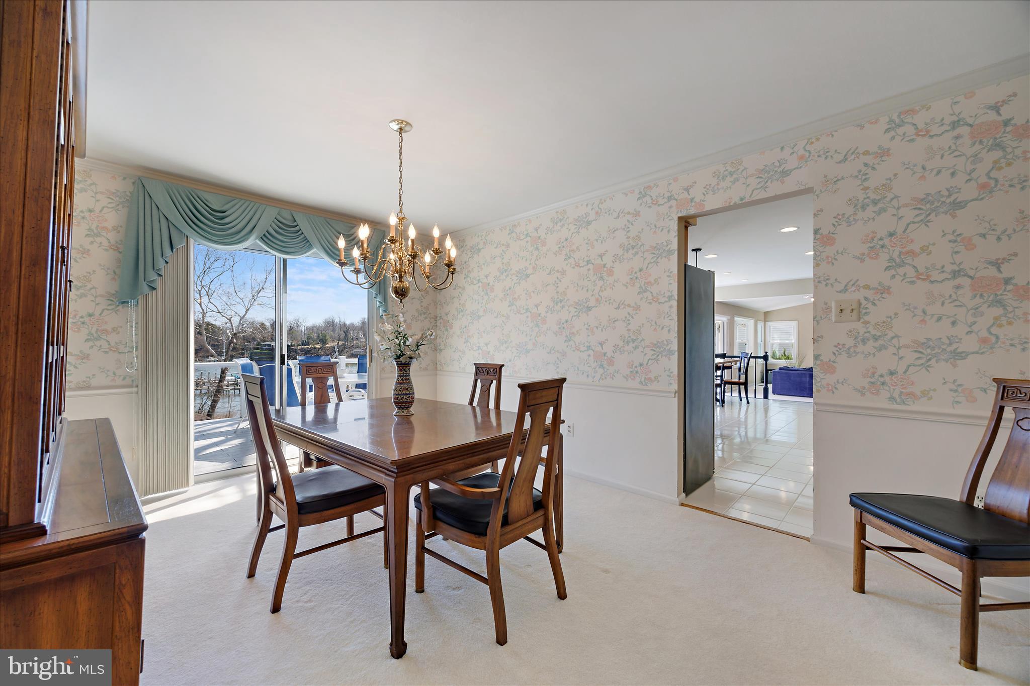 253 Milthorn Court Riva, MD 21140 - Photo 11 of 71 a dining room with furniture and window