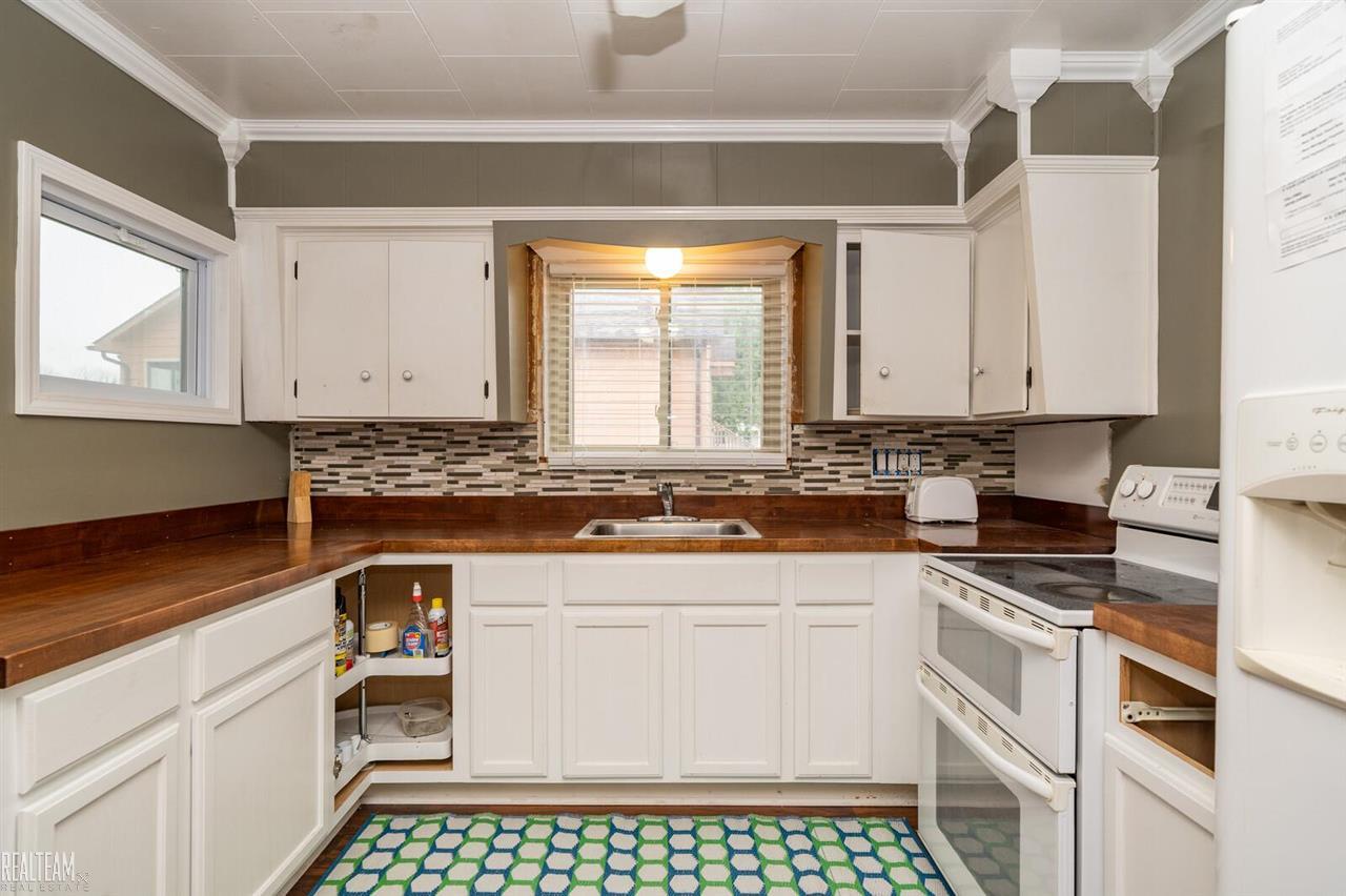32585 Sutton Road Chesterfield, MI 48047 - Photo 5 of 27