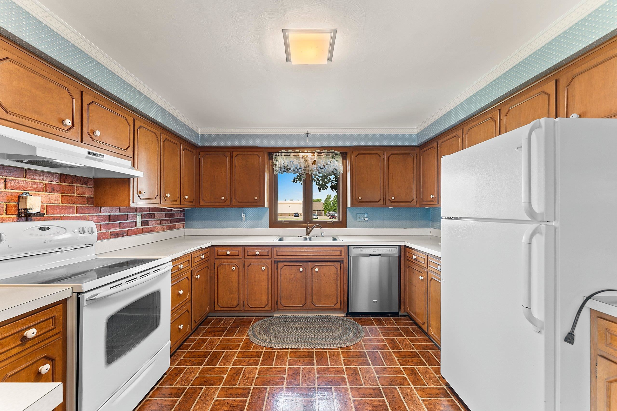 3024 Finger Road Green Bay, WI 54311 - Photo 36 of 74