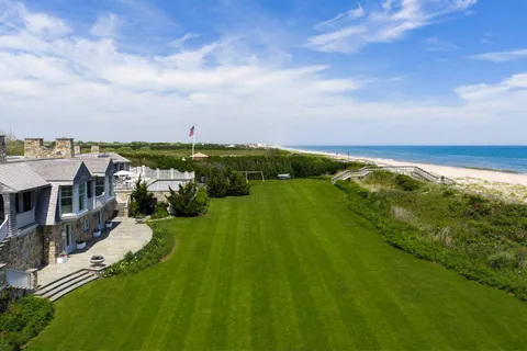 $152,500,000 | 39 Fairfield Pond Lane, Sagaponack, NY 11962