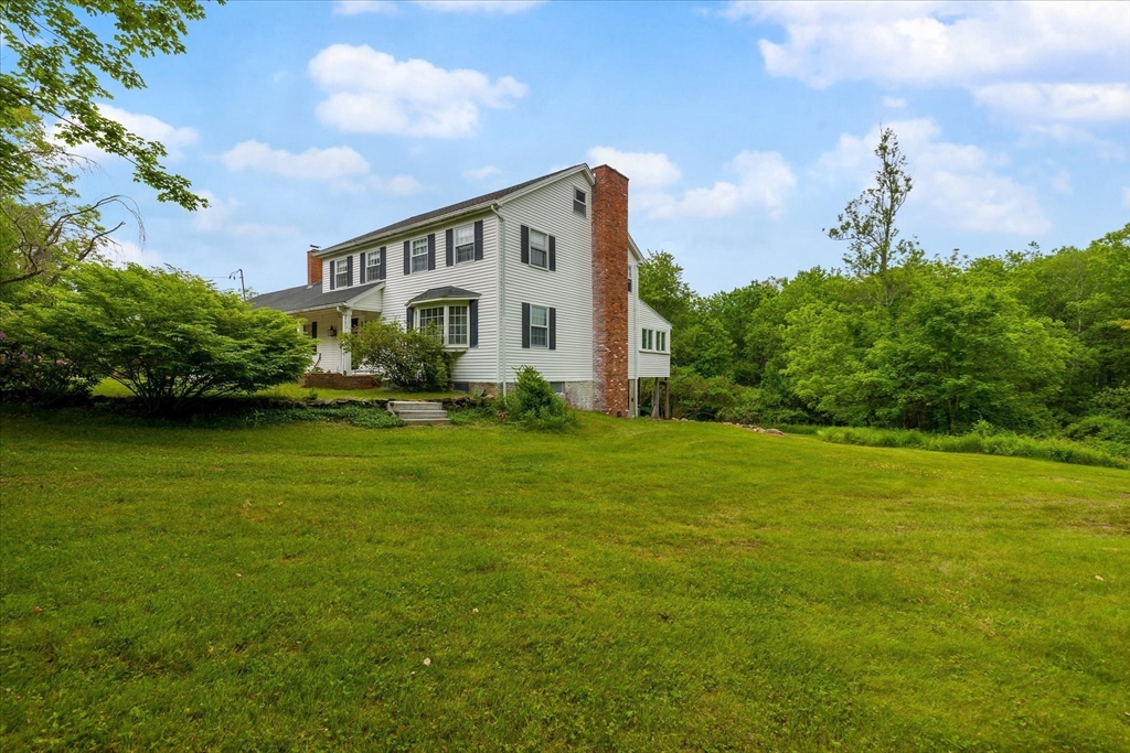 40 North Fitzwilliam Road Royalston, MA 01368 - Photo 36 of 42 a front view of a house with a yard