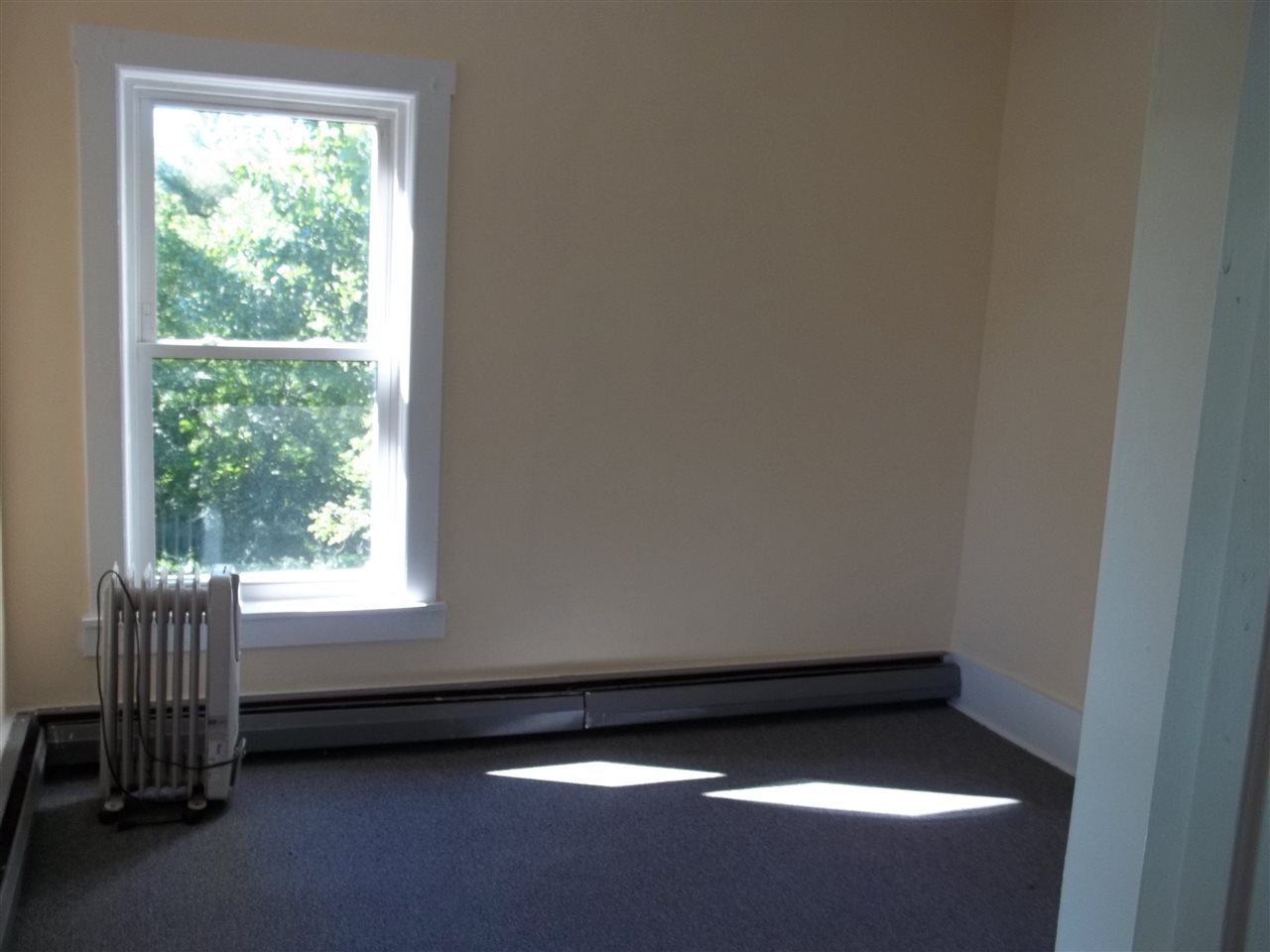 64 Plain Street Rutland, VT 05701 - Photo 15 of 40