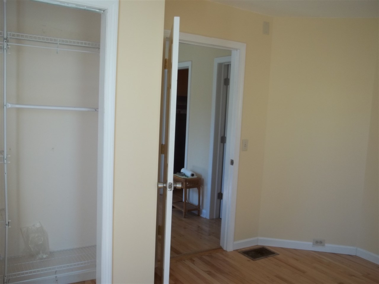 64 Plain Street Rutland, VT 05701 - Photo 21 of 40