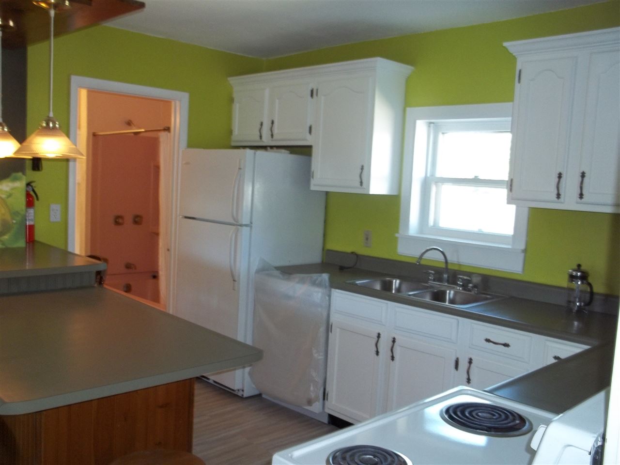 64 Plain Street Rutland, VT 05701 - Photo 4 of 40