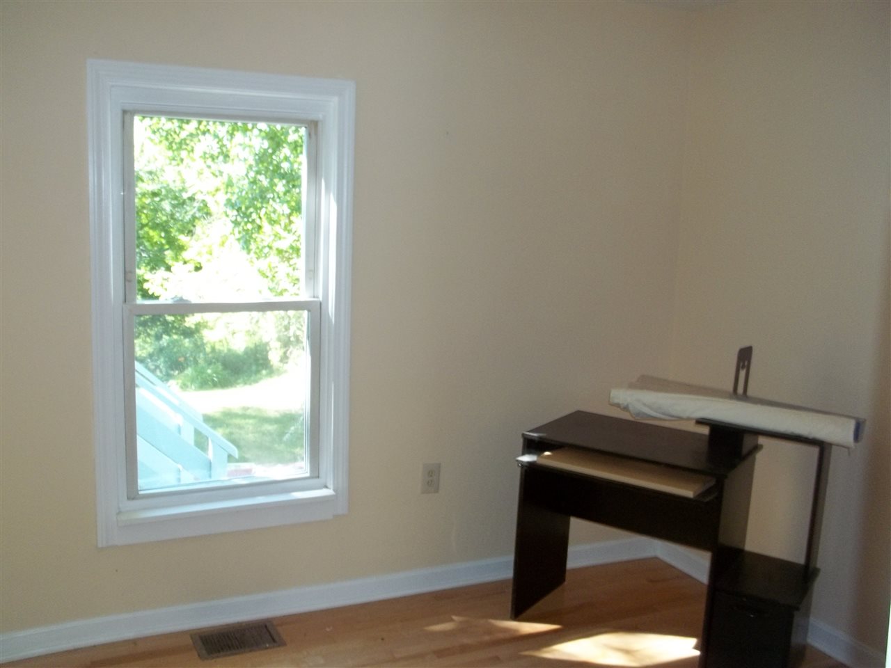 64 Plain Street Rutland, VT 05701 - Photo 32 of 40