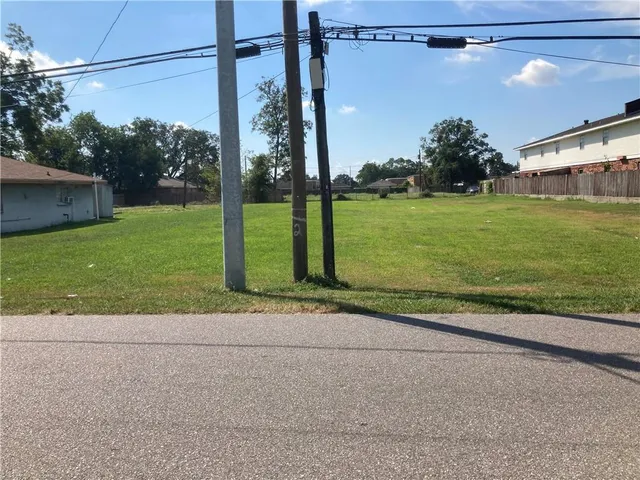 $70,000 | 151 Fredericks Street, Gretna, LA 70056