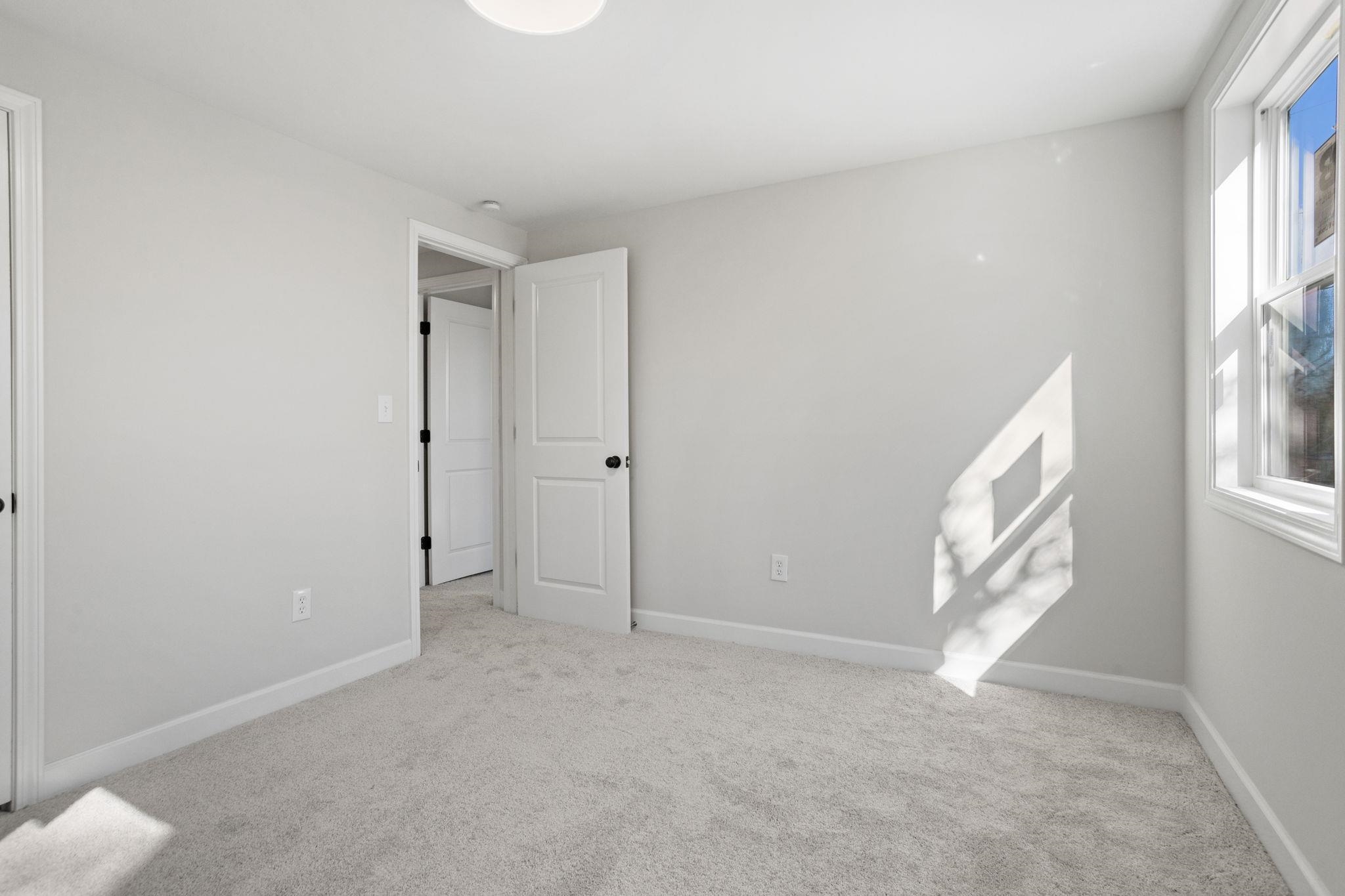 100 State Rd S-42-7165 Greer, SC 29651 - Photo 16 of 22 Gallery Image 16