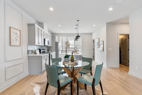 $439,900 | 352 East Village Lane, Nashville, TN 37216