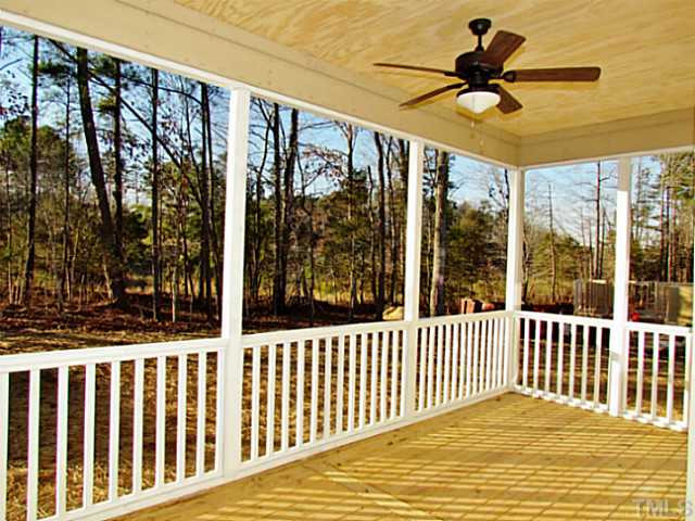 12521 Calderwood Street Raleigh, NC 27614 - Photo 8 of 19 Screened Porch