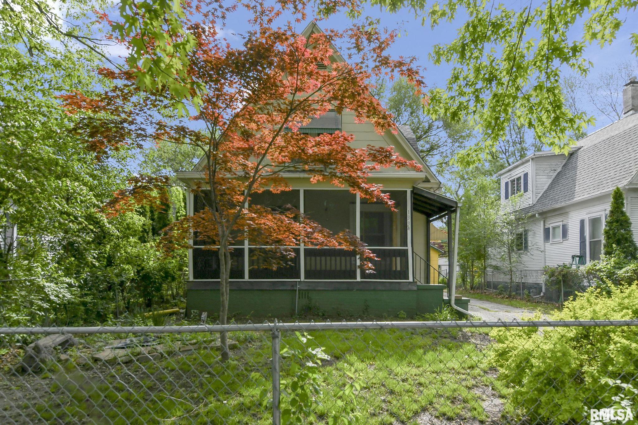 1334 North 2nd Street Springfield, IL 62702 - Photo 3 of 34