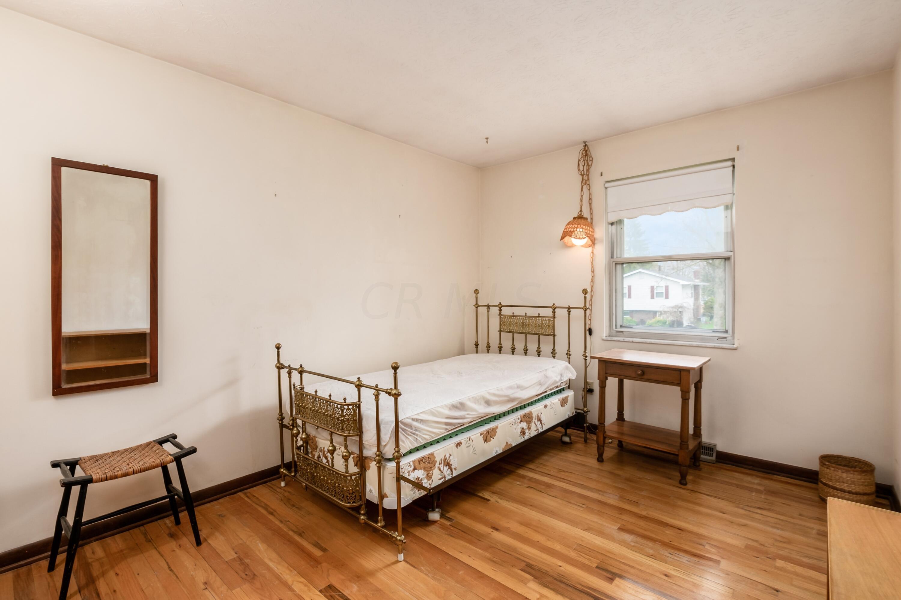 6611 Millbrae Road Columbus, OH 43235 - Photo 25 of 34 Bedroom III