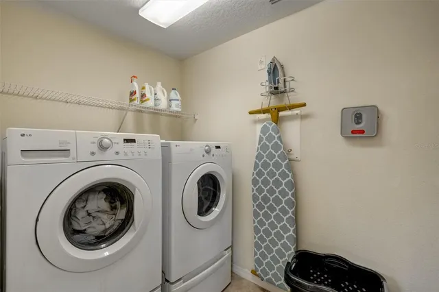 $449,900 | 1063 Paseo Del Rio Northeast, St. Petersburg, FL 33702