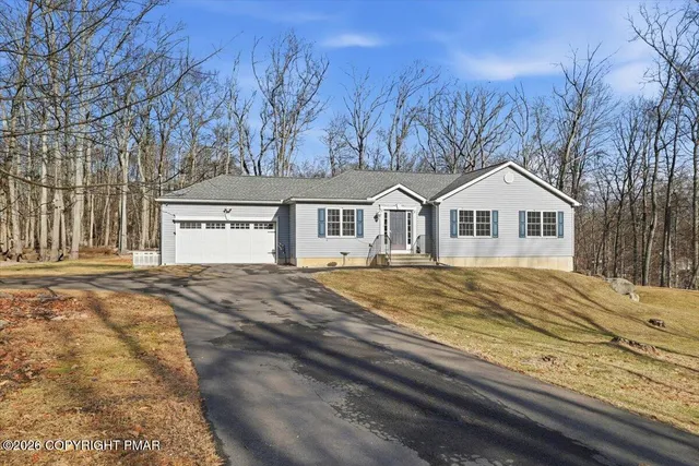 $399,000 | 152 Savage Trail, East Stroudsburg, PA 18301