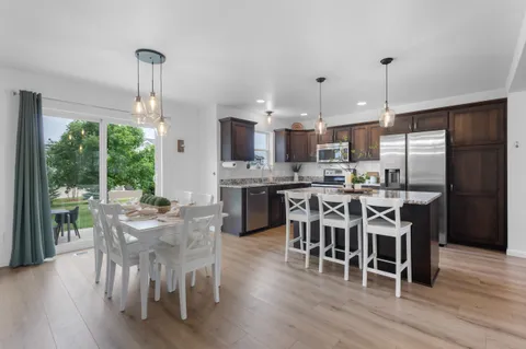 $500,000 | 6302 Pennock Lane, McFarland, WI 53558