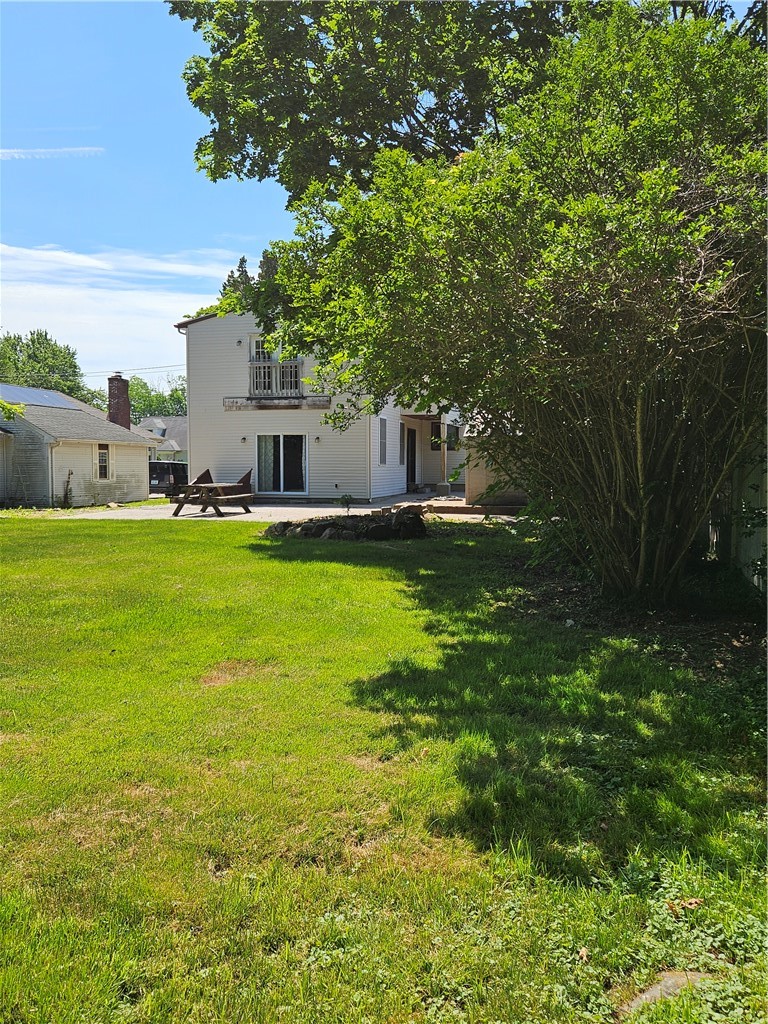 82 Wells Street Westerly, RI 02891 - Photo 41 of 45