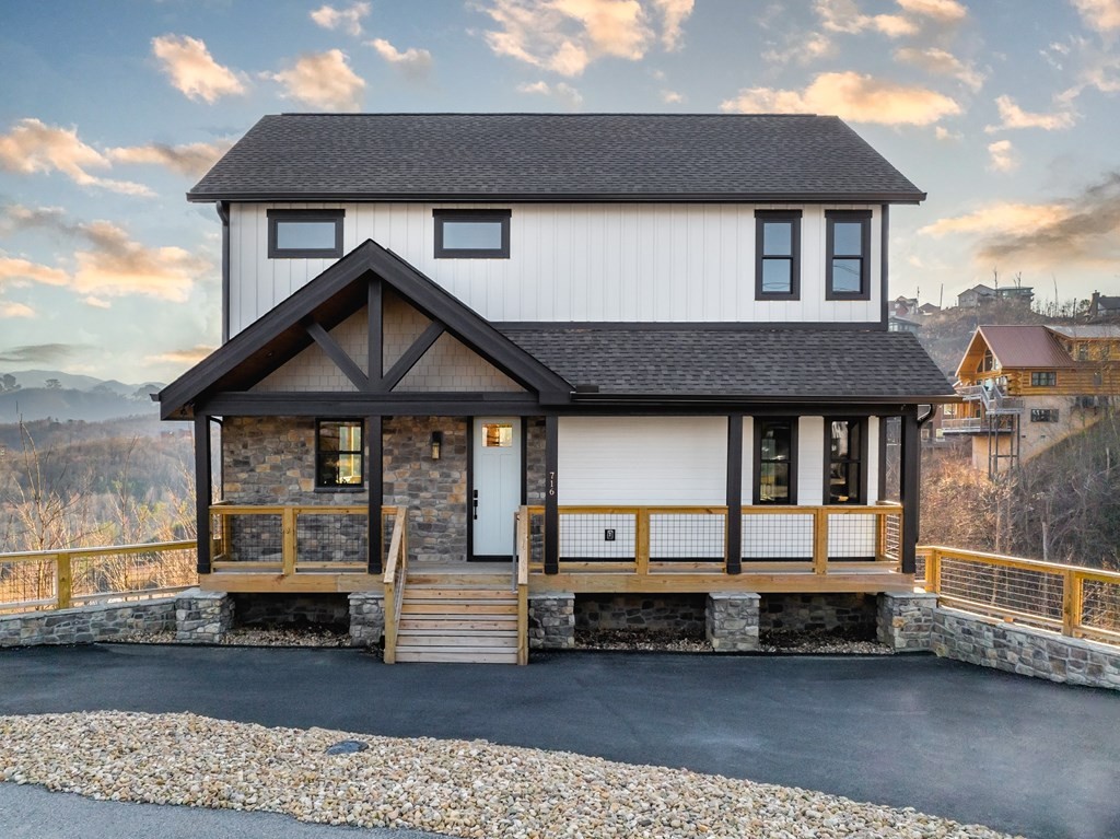 716 Village Loop Road Gatlinburg, TN 37738 - Photo 2 of 58 Gallery Image 2