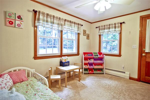 32 Elmcrest Road North Andover, MA 01845 - Photo 12 of 18 Gallery Image 12