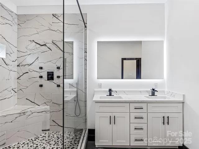 $1,699,500 | 74 Jeranna Road, Mills River, NC 28759