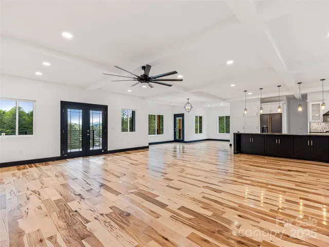 $1,699,500 | 74 Jeranna Road, Mills River, NC 28759