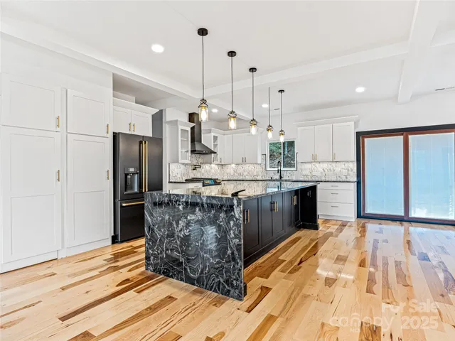 $1,699,500 | 74 Jeranna Road, Mills River, NC 28759