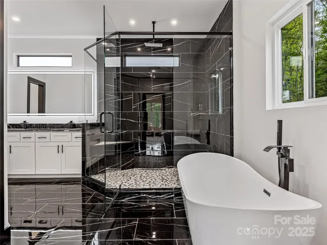 $1,699,500 | 74 Jeranna Road, Mills River, NC 28759