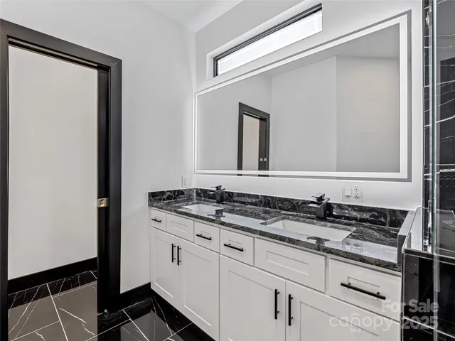 $1,699,500 | 74 Jeranna Road, Mills River, NC 28759