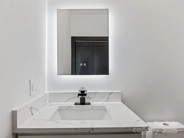 $1,699,500 | 74 Jeranna Road, Mills River, NC 28759