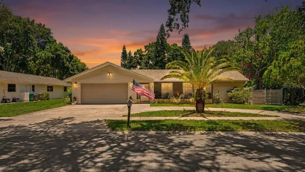 $599,000 | 165 Woodcutter Lane, Palm Harbor, FL 34683