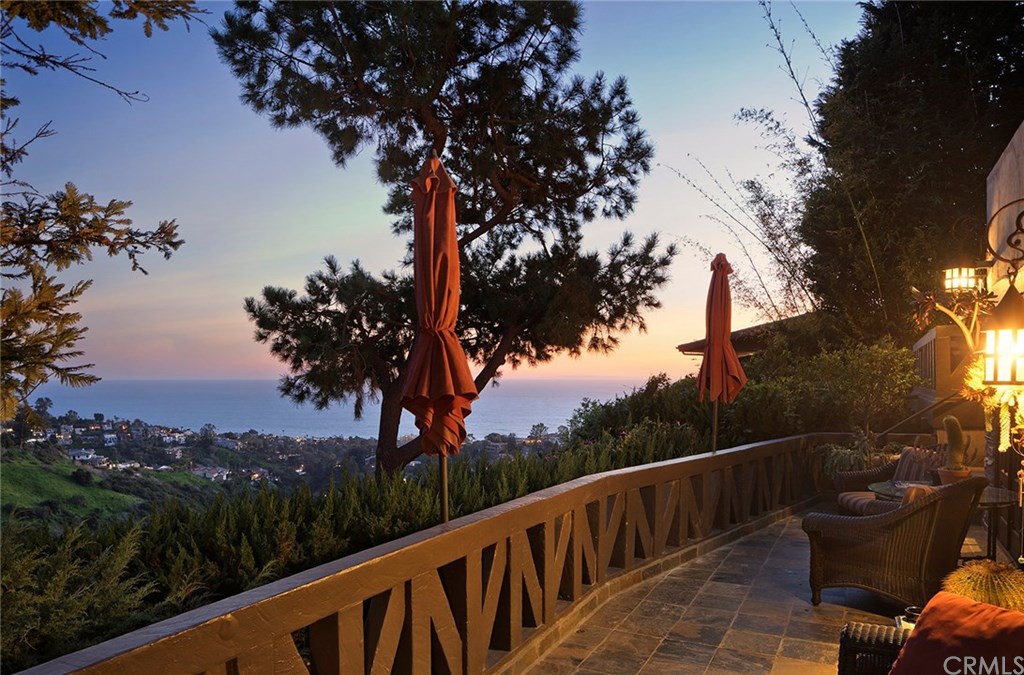 1864 Upper Rim Rock Road Laguna Beach, CA 92651 - Photo 12 of 37