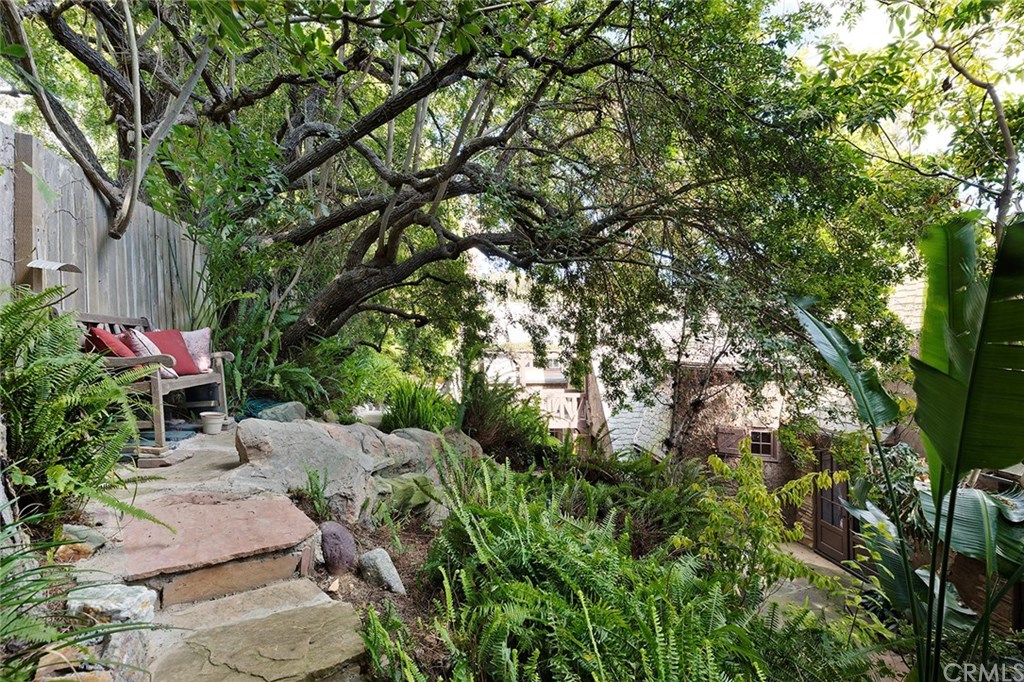 1864 Upper Rim Rock Road Laguna Beach, CA 92651 - Photo 23 of 37