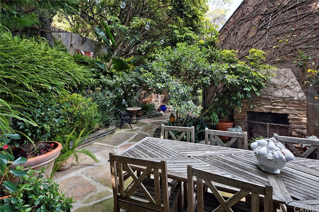 1864 Upper Rim Rock Road Laguna Beach, CA 92651 - Photo 29 of 37