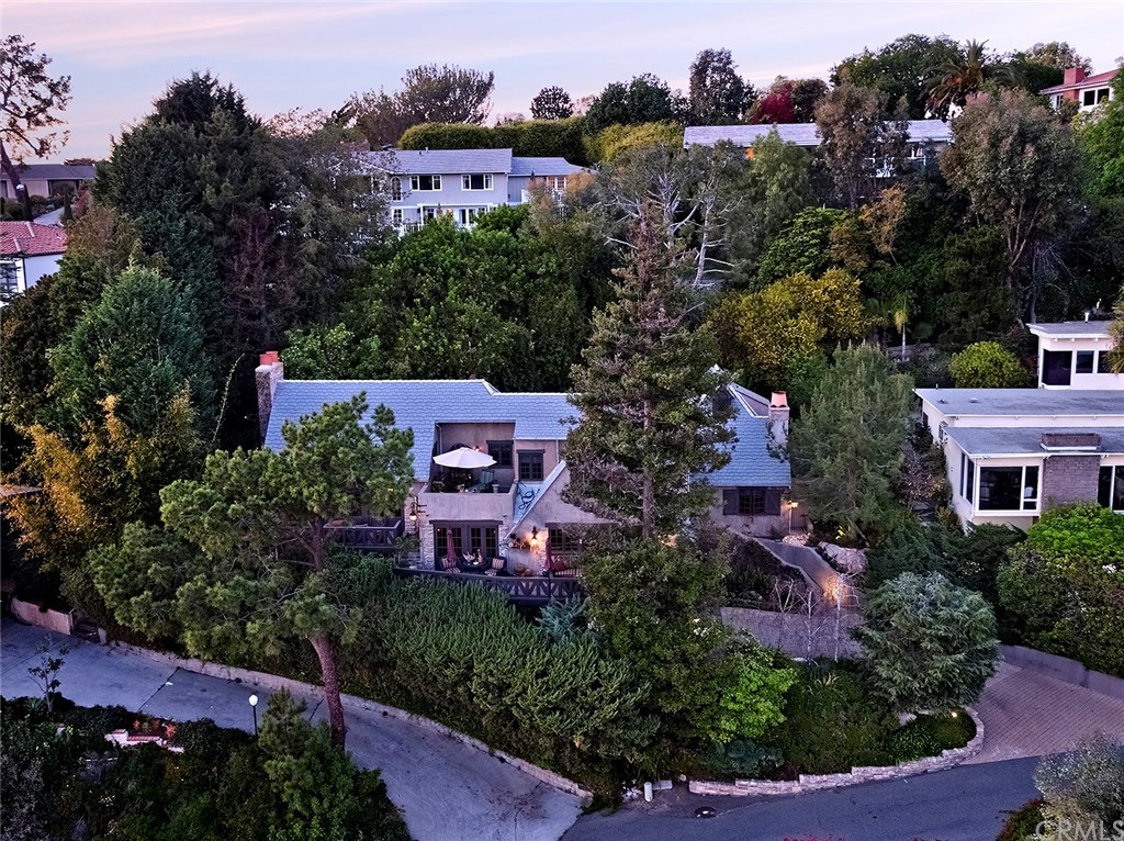 1864 Upper Rim Rock Road Laguna Beach, CA 92651 - Photo 35 of 37