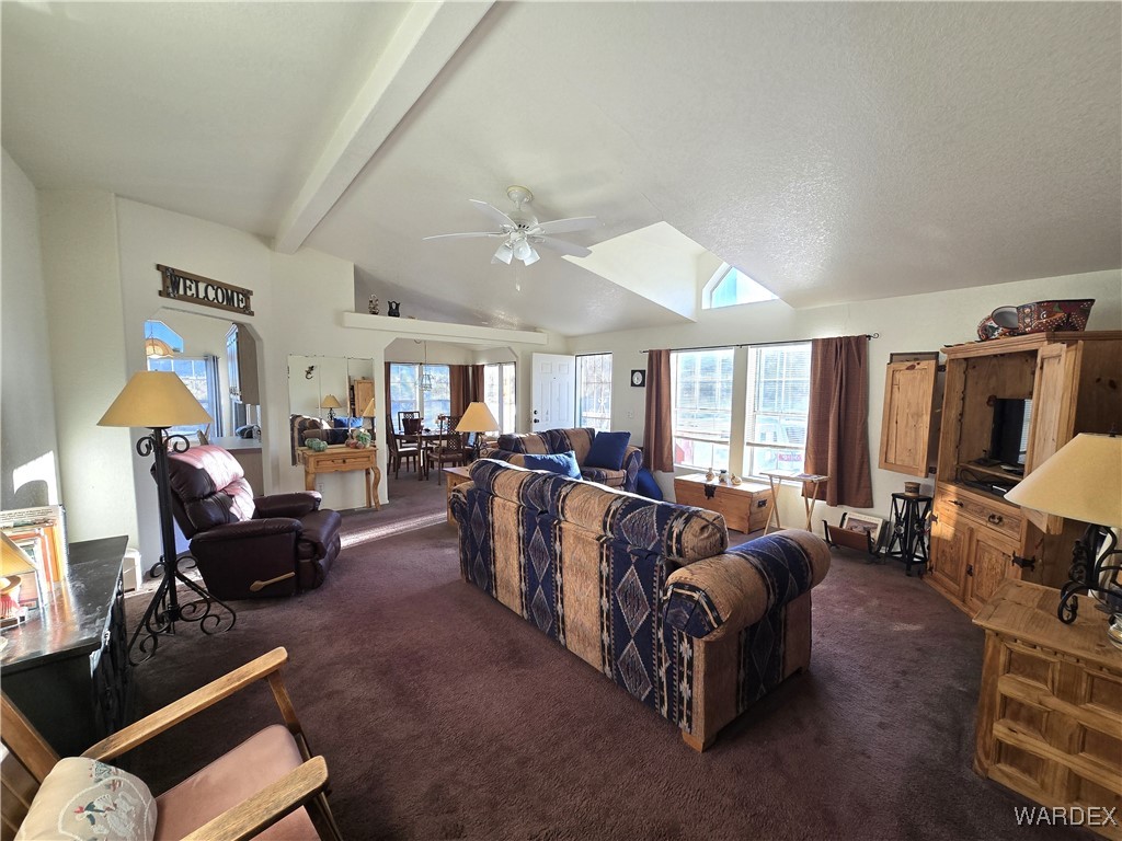 1630 Ganado Road Golden Valley, AZ 86413 - Photo 18 of 97 Living Room