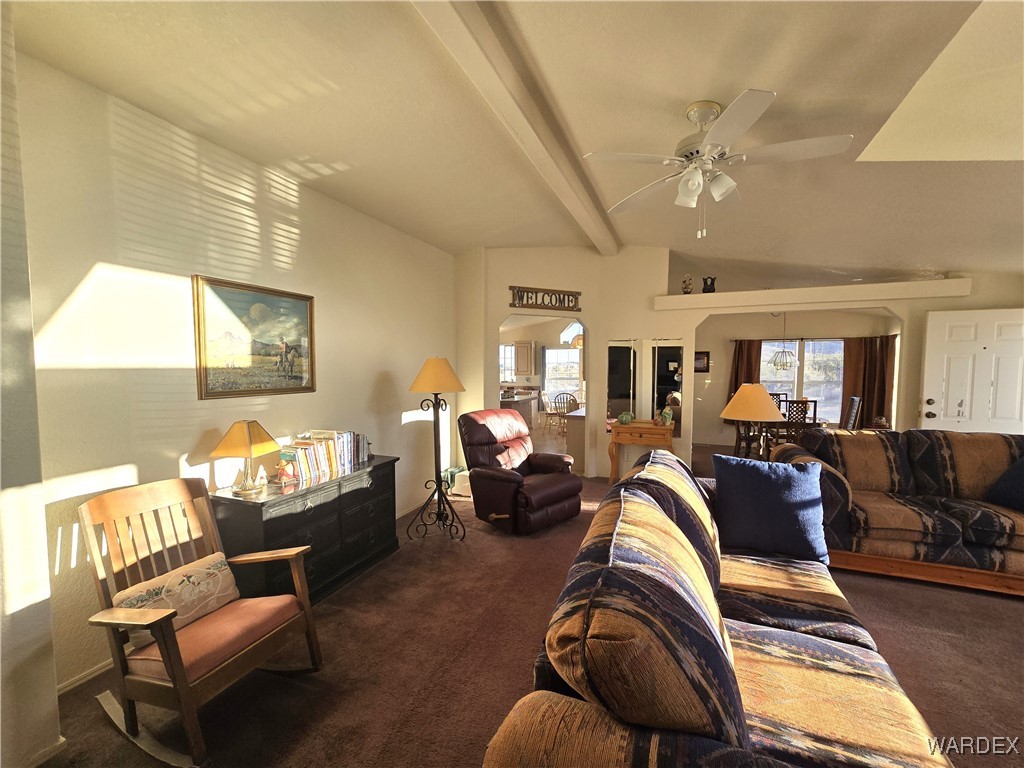 1630 Ganado Road Golden Valley, AZ 86413 - Photo 20 of 97 Living Room