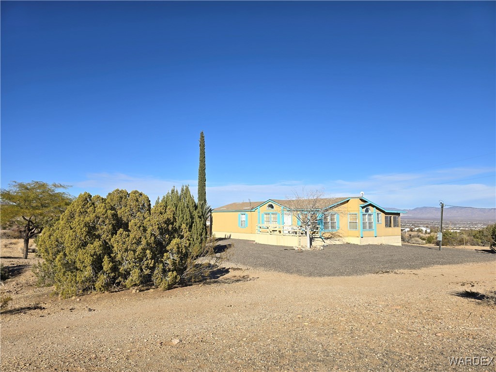 1630 Ganado Road Golden Valley, AZ 86413 - Photo 2 of 97 Front of Structure