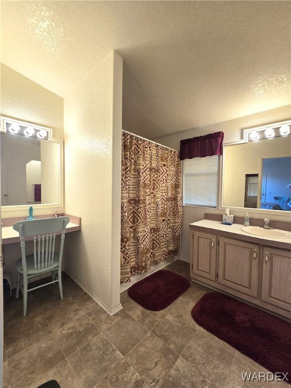 1630 Ganado Road Golden Valley, AZ 86413 - Photo 49 of 97 Master Bathroom