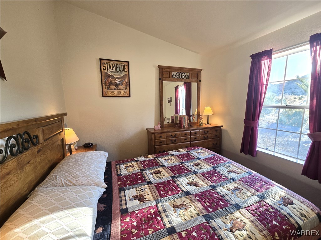 1630 Ganado Road Golden Valley, AZ 86413 - Photo 54 of 97 Bedroom